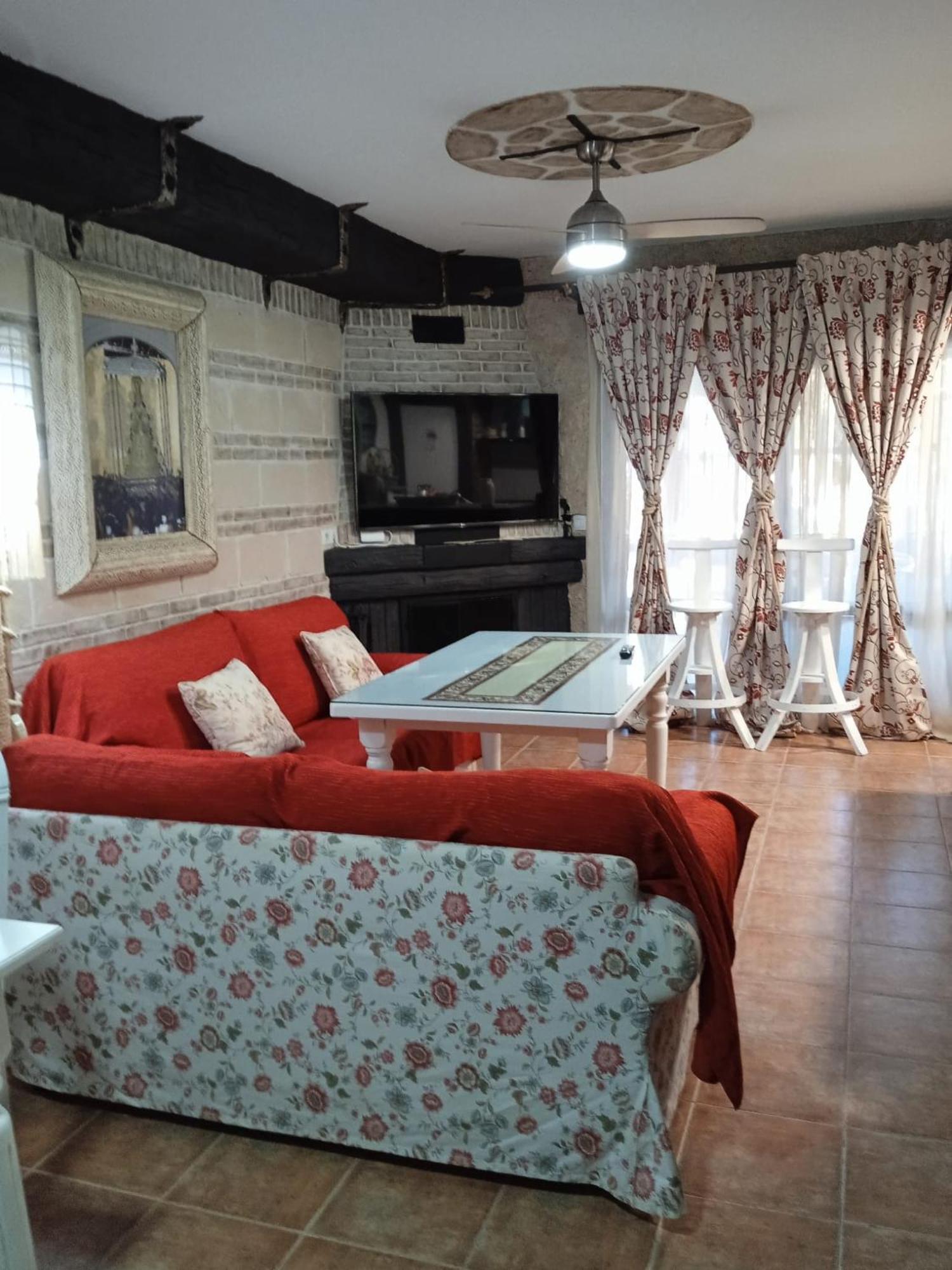 אל בוסקה Casa Rural Montepinar מראה חיצוני תמונה